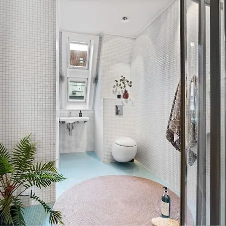 Exclusive Penthouse With Terrace 베르겐